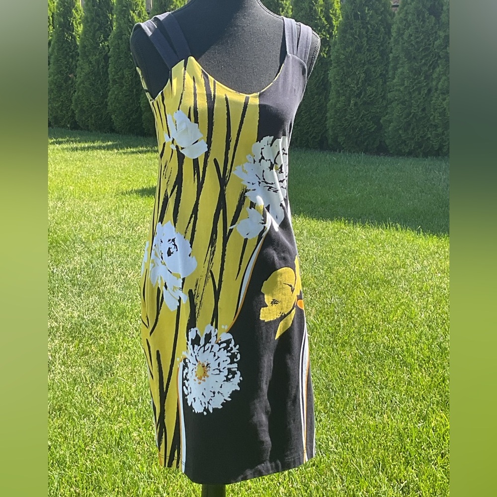 Dolcezza Sweet Summer Dress in  Black and Yellow Floral Pattern.